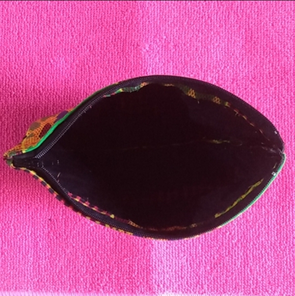 *BACK IN STOCK* Beautiful handmade wallet - Picture 2 of 9